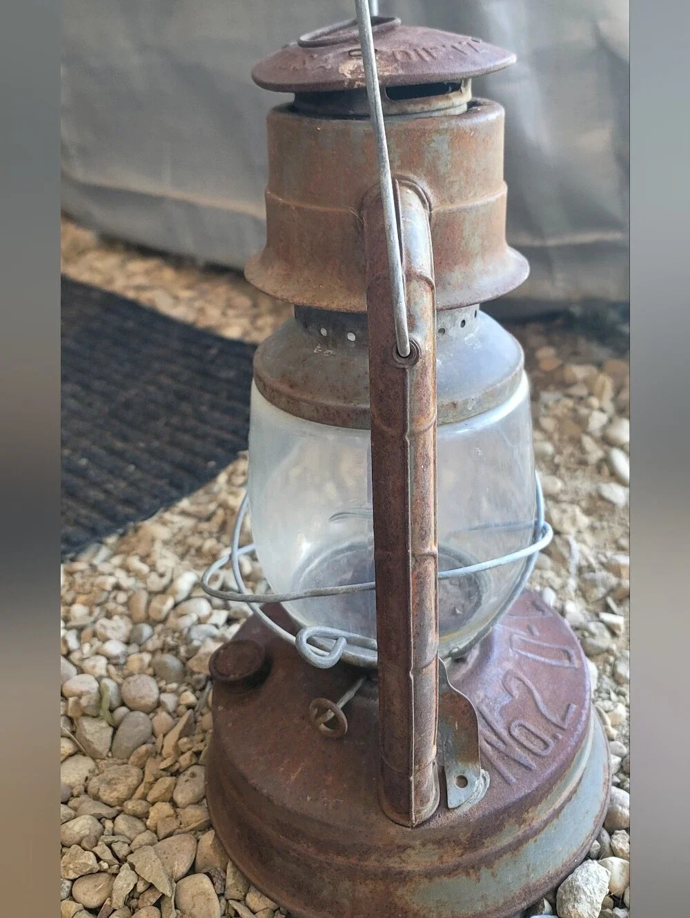 Vintage Antique DIETZ D-LITE 2 LAMP Lantern Kerosene Antique Barn OLD Decor